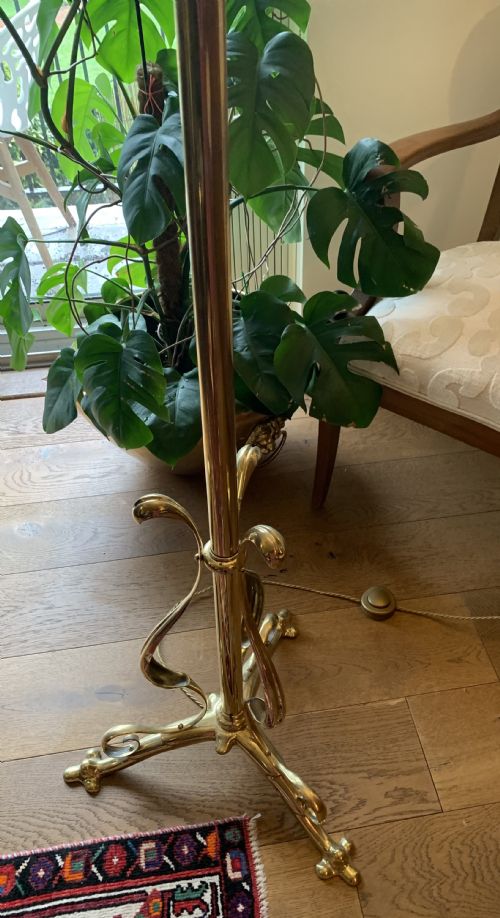 TALL HANDSOME EDWARDIAN TELESCOPIC UPLIGHTER BRASS AND OPALINE - ADDITIONAL PHOTO 7
