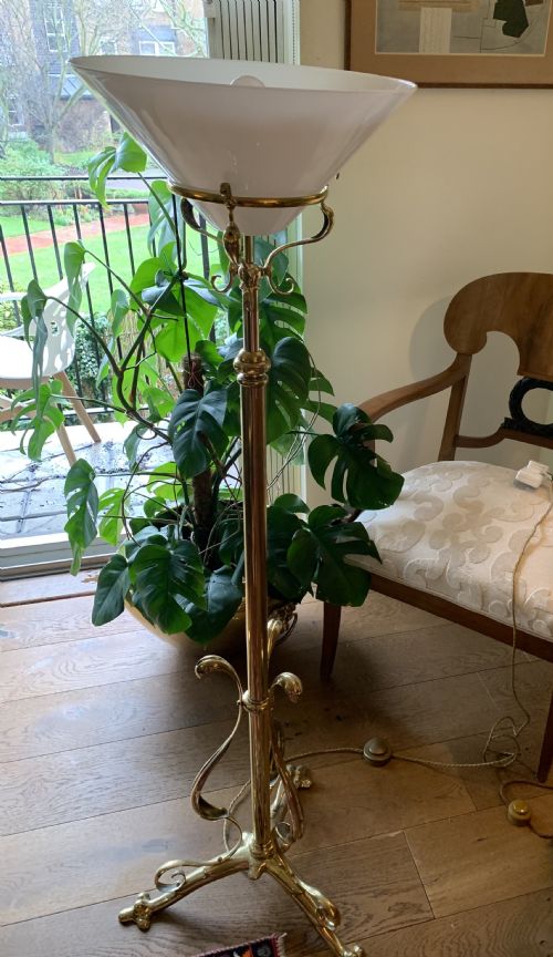 TALL HANDSOME EDWARDIAN TELESCOPIC UPLIGHTER BRASS AND OPALINE - ADDITIONAL PHOTO 8