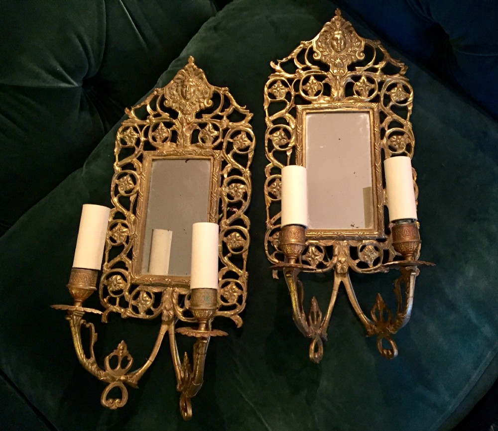 Wonderful 19th century Pair of Wall Lights Bronze View X