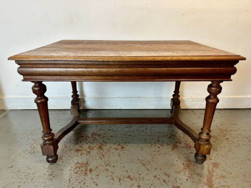 A Rare & Beautiful 120 Year Old French Victorian Antique Oak Dining Table. C1900