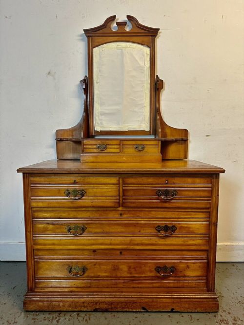 A Rare & Beautiful Edwardian Antique Walnut Mirrored Dressing Table Chest.C1910.