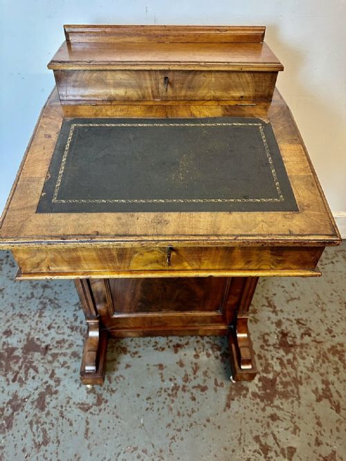A Rare & Beautiful 140 Year Old Antique Victorian Walnut Davenport Desk. C1880