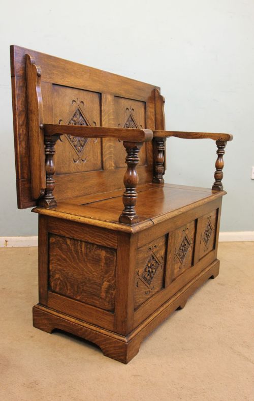 fig 1. Oak Monks Bench Hall Seat settle