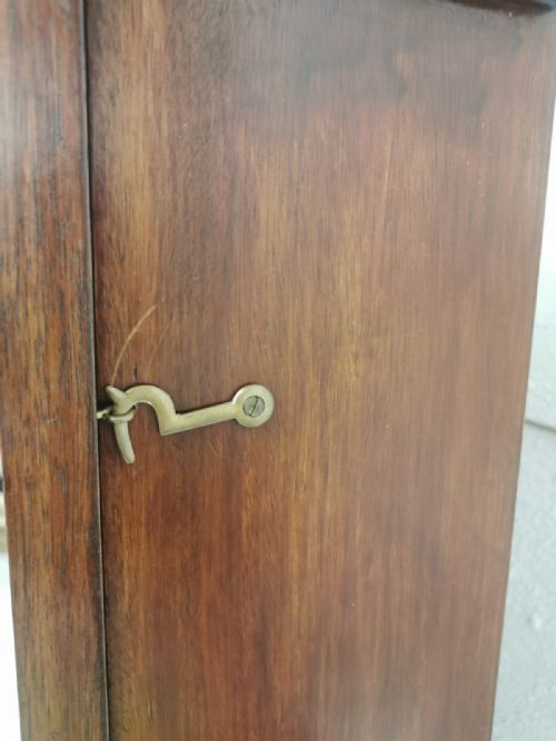MAHOGANY MIRRORED WALL CABINET - ADDITIONAL PHOTO 5