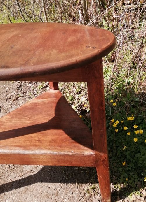 19C PINE CRICKET TABLE - ADDITIONAL PHOTO 3