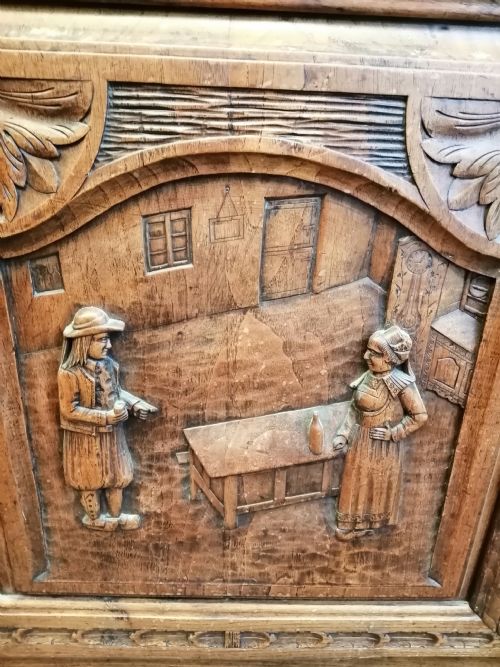 A FINE FRENCH CARVED COUNTRY CABINET - ADDITIONAL PHOTO 10