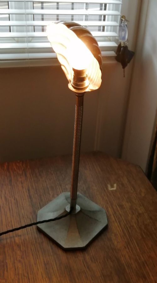 ANTIQUE ART DECO CHROME AND CAST IRON DESK LAMP - ADDITIONAL PHOTO 4