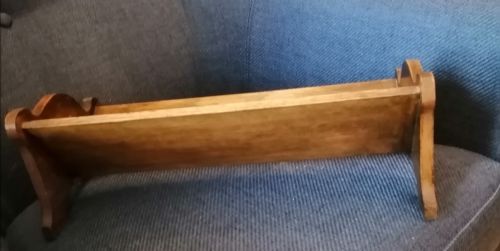 ART'S AND CRAFTS OAK BOOK TROUGH - ADDITIONAL PHOTO 1