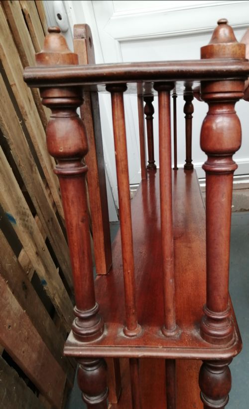 A FINE COUNTRY HOUSE REGENCY HANGING SHELF - ADDITIONAL PHOTO 1