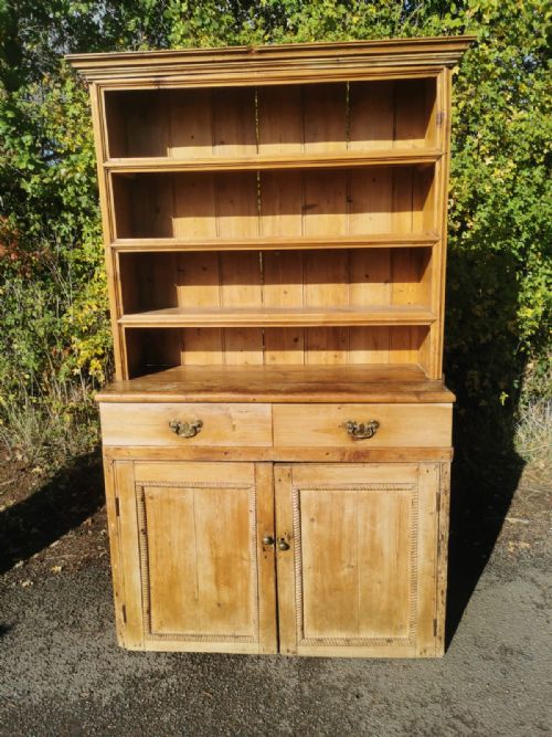 ANTIQUE RUSTIC PINE DRESSER - ADDITIONAL PHOTO 8