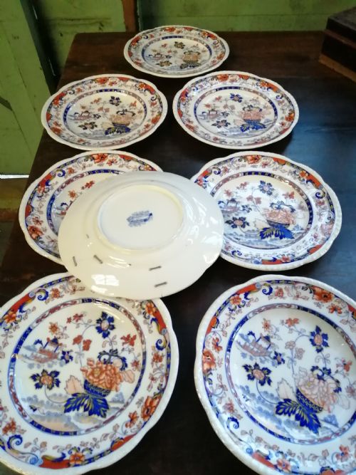 8 ANTIQUE IMARI PATTERN ENGLISH IRONSTONE PLATES - ADDITIONAL PHOTO 7