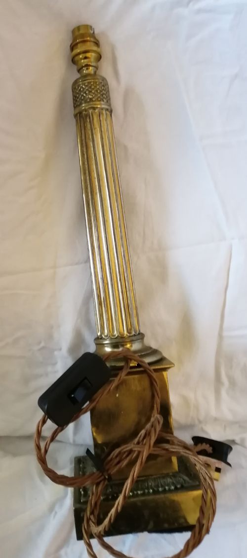 19C TALL FLUTED BRASS TABLE LAMP - ADDITIONAL PHOTO 10