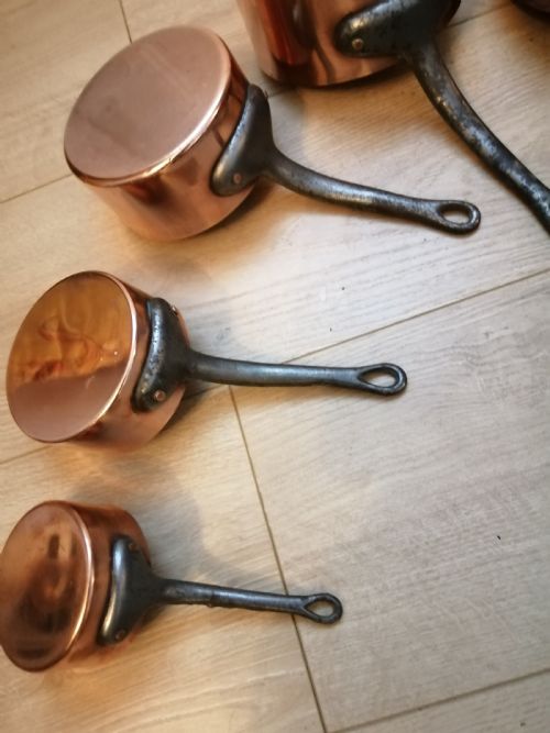 ANTIQUE SET OF 7 COPPER AND STEEL FRENCH COOKING PANS - ADDITIONAL PHOTO 6
