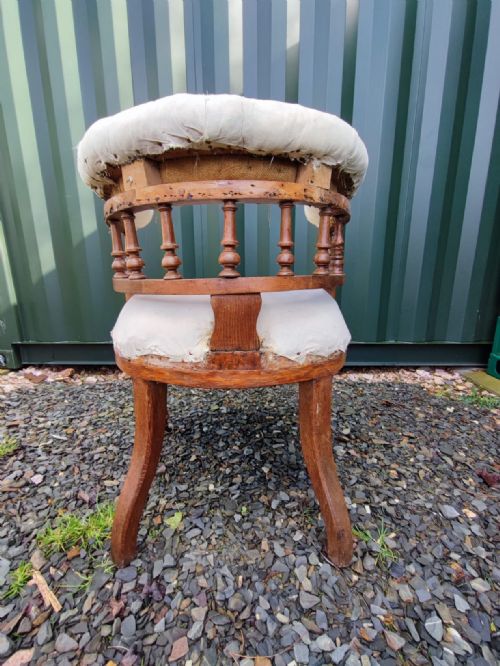 VICTORIAN OAK DESK CHAIR - ADDITIONAL PHOTO 1