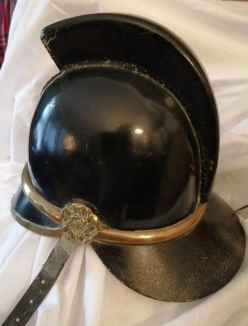 ANTIQUE LEATHER AND BRASS FIREMAN'S HELMET - ADDITIONAL PHOTO 1