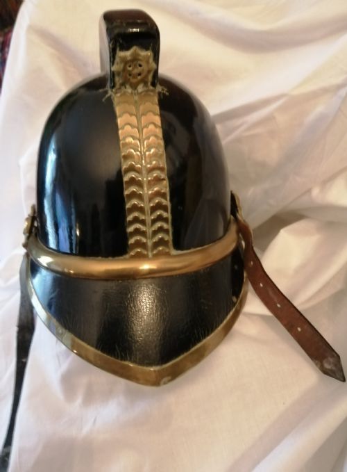 ANTIQUE LEATHER AND BRASS FIREMAN'S HELMET - ADDITIONAL PHOTO 7