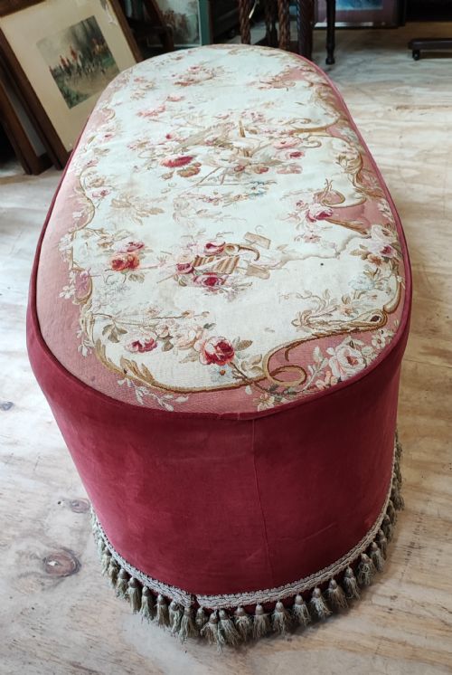 LARGE 19C AUBUSSON TAPESTRY STOOL COFFEE TABLE OR WINDOW SEAT - ADDITIONAL PHOTO 3