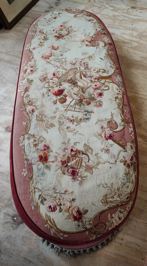 LARGE 19C AUBUSSON TAPESTRY STOOL COFFEE TABLE OR WINDOW SEAT - ADDITIONAL PHOTO 4