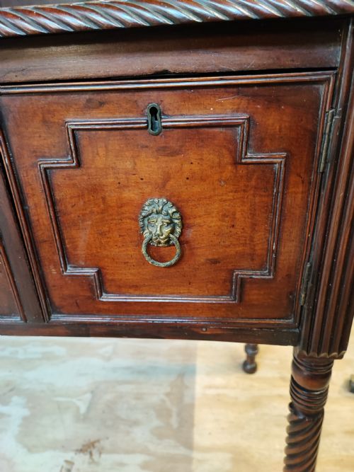 AN IRISH REGENCY MAHOGANY SERVER SIDEBOARD - ADDITIONAL PHOTO 15