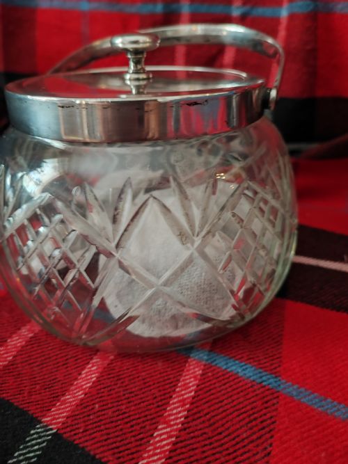 ANTIQUE CHRYSTAL AND SILVER PLATE BISCUIT BARREL OR TEA CADDY - ADDITIONAL PHOTO 6