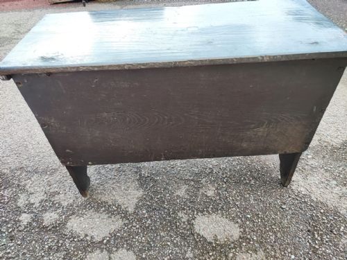 FINE 17C CARVED PLANK COFFER - ADDITIONAL PHOTO 1