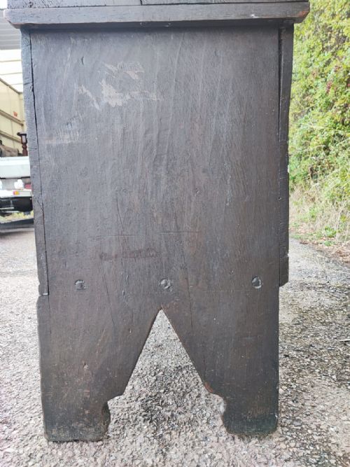 FINE 17C CARVED PLANK COFFER - ADDITIONAL PHOTO 2