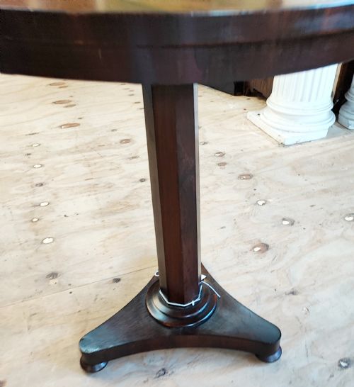 A REGENCY ROSEWOOD WINE OR LAMP TABLE - ADDITIONAL PHOTO 1