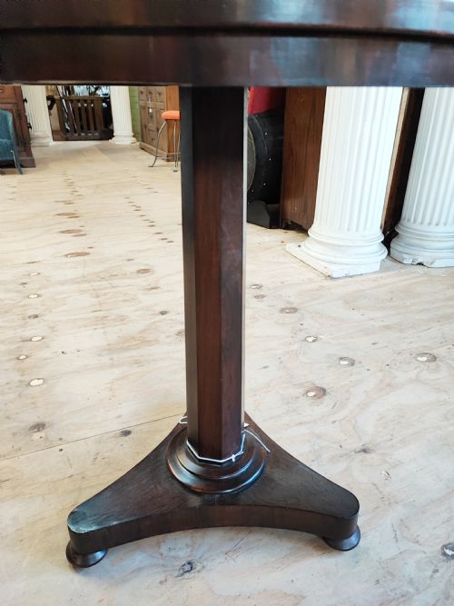 A REGENCY ROSEWOOD WINE OR LAMP TABLE - ADDITIONAL PHOTO 4