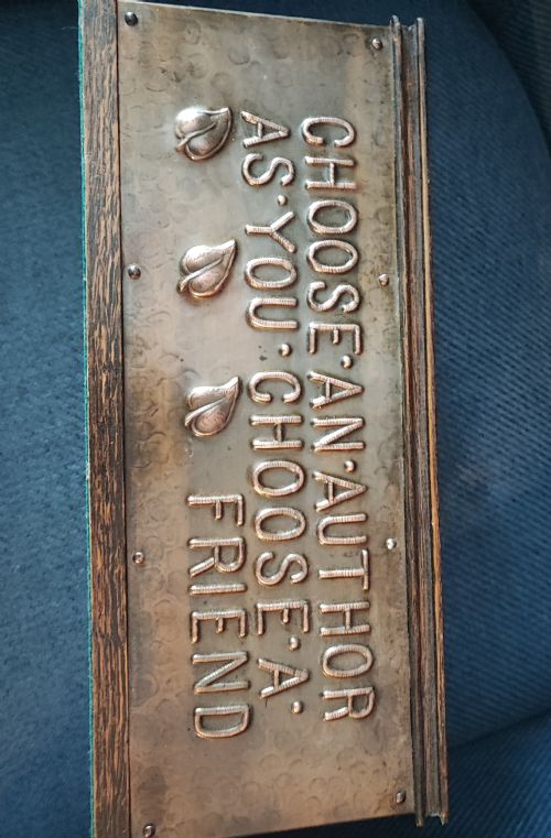 ART'S AND CRAFTS COPPER AND OAK BOOK TROUGH - ADDITIONAL PHOTO 2