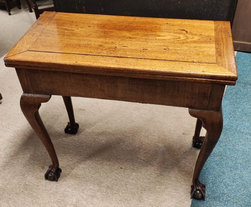 a fine george ll red walnut concertina tea table - CATEGORY: ANTIQUE TABLES - DATED 1750
