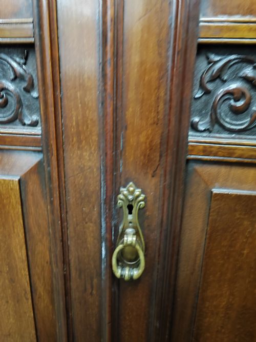 A FINE EDWARDIAN MAHOGANY SIDE CABINET OPEN BOOKCASE - ADDITIONAL PHOTO 5