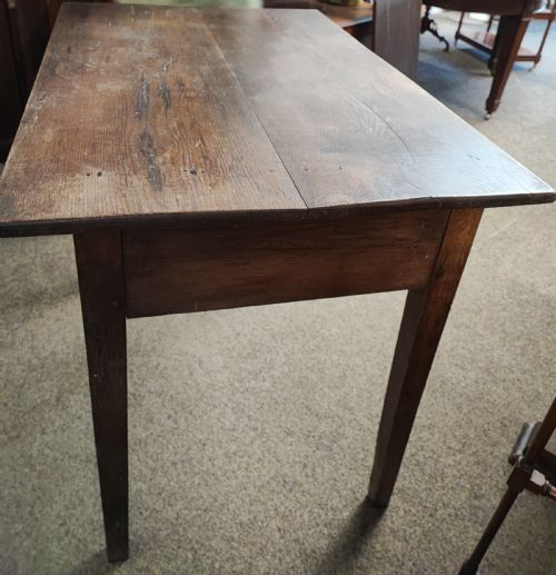 A SMALL GEORGIAN OAK KITCHEN TABLE - ADDITIONAL PHOTO 6