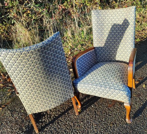 A PAIR OF ART DECO UPHOLSTERED ARMCHAIRS - ADDITIONAL PHOTO 5