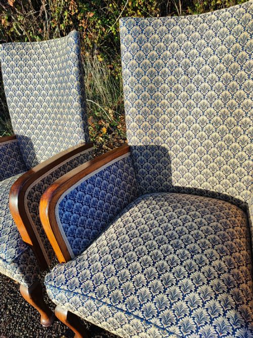A PAIR OF ART DECO UPHOLSTERED ARMCHAIRS - ADDITIONAL PHOTO 12