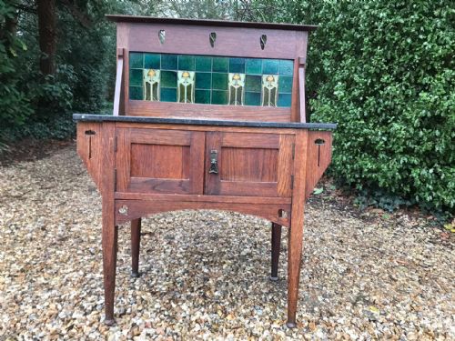 art's and crafts oak washstand by liberty of london - CATEGORY: ANTIQUE FURNITURE - DATED 1900