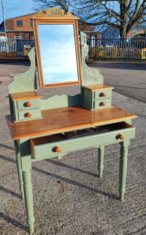 victorian pine and painted dressing table - CATEGORY: ANTIQUE DRESSING TABLES - DATED VICTORIAN