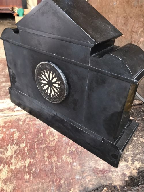 AN IMPRESSIVE 3 PIECE VICTORIAN BRONZE AND SLATE CLOCK GARNITURE - ADDITIONAL PHOTO 4