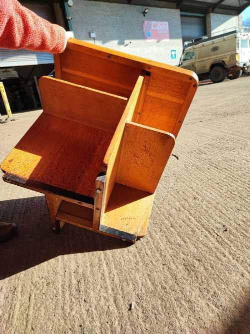 ART DECO OAK BOOK OR LAMP TABLE IN THE HEALS STYLE - ADDITIONAL PHOTO 7