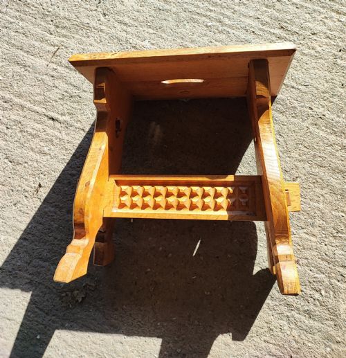 COTSWOLD OAK TRESTLE END STOOL - ADDITIONAL PHOTO 3