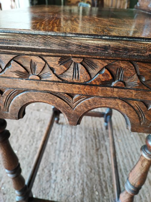 VICTORIAN GREEN MAN CARVED OAK SIDE TABLE - ADDITIONAL PHOTO 3
