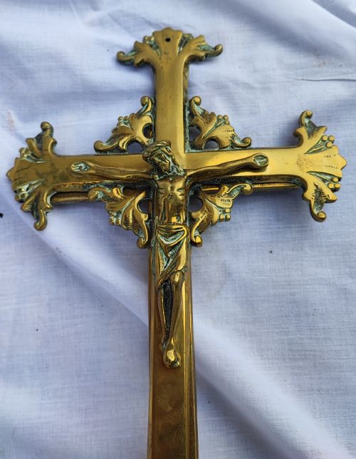 ANTIQUE BRASS RELIGIOUS FAMILY DEVOTIONAL GARNITURE - ADDITIONAL PHOTO 3