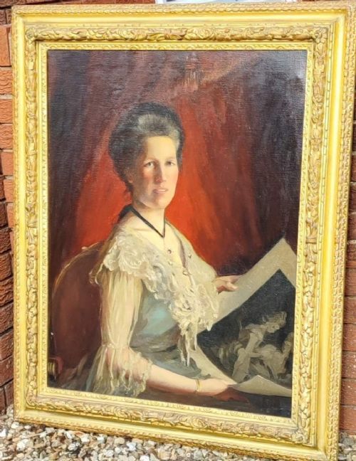 Attractive Society Oil Painting,3/4 Portrait in Fine Original Gilt Frame.