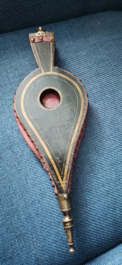 PRETTY ANTIQUE LACQUERED BELLOWS - ADDITIONAL PHOTO 6