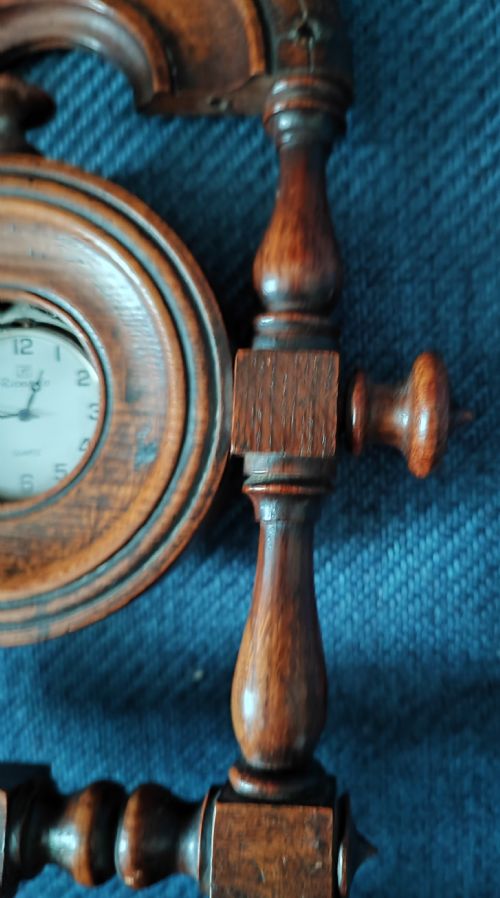 ANTIQUE TREEN TURNED OAK FOB WATCH STANDHOLDER - ADDITIONAL PHOTO 4