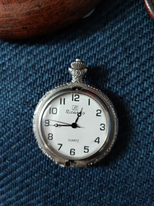 ANTIQUE TREEN TURNED OAK FOB WATCH STANDHOLDER - ADDITIONAL PHOTO 8