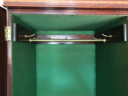 EXCEPTIONAL 19C INLAND MAHOGANY COMBINATION WARDROBE IN THE REGENCY STYLE - ADDITIONAL PHOTO 9