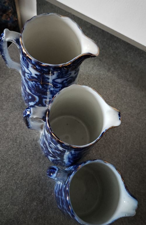 GOOD SET OF 3 VICTORIAN STAFFORDSHIRE FLO BLUE JUGS - ADDITIONAL PHOTO 8