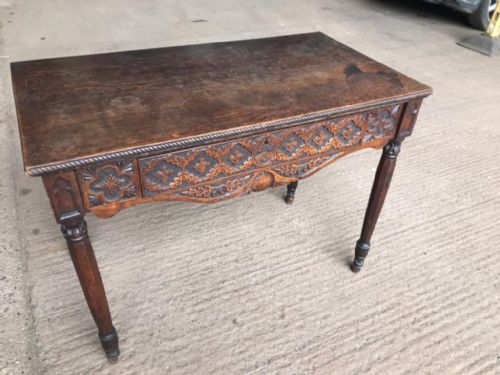 country house william iv carved oak side table - CATEGORY: ANTIQUE TABLES - DATED 19TH CENTURY