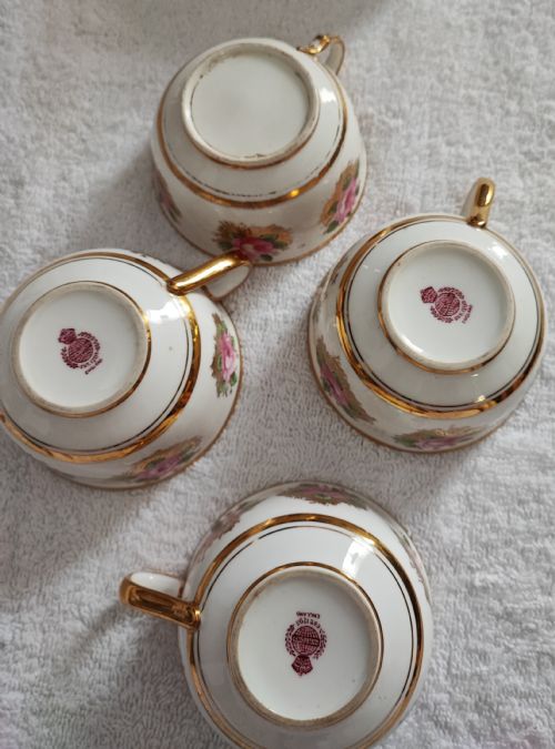 PRETTY MINTON'S PORCELAIN 6 PERSON TEA SET - ADDITIONAL PHOTO 3