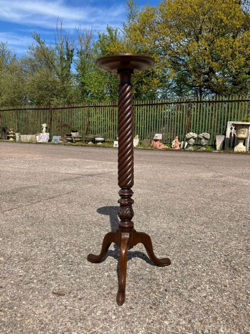 antique mahogany torchere inthe george 111 style - CATEGORY: ANTIQUE MISCELLANEOUS - DATED 19TH CENTURY